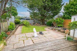 Alderwood Close